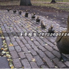 一窩小鴨子銅雕，公園動物銅雕