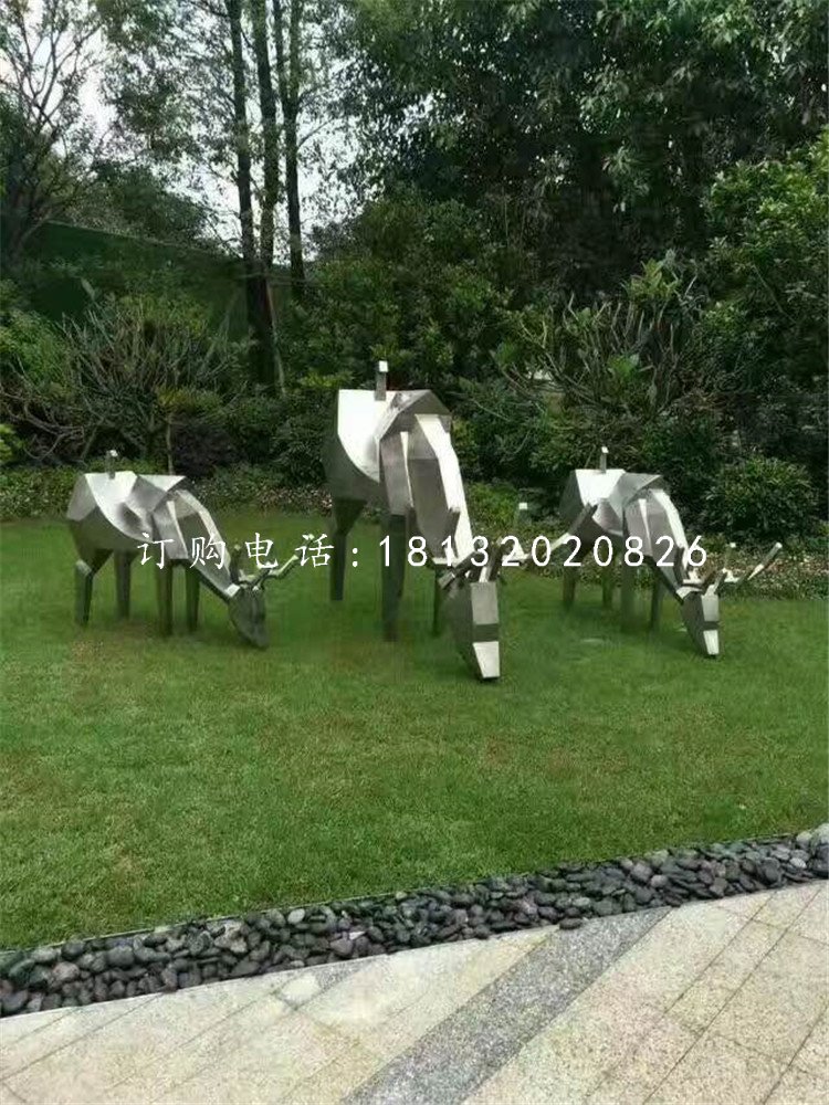 小鹿吃草雕塑，不銹鋼動物 (3)