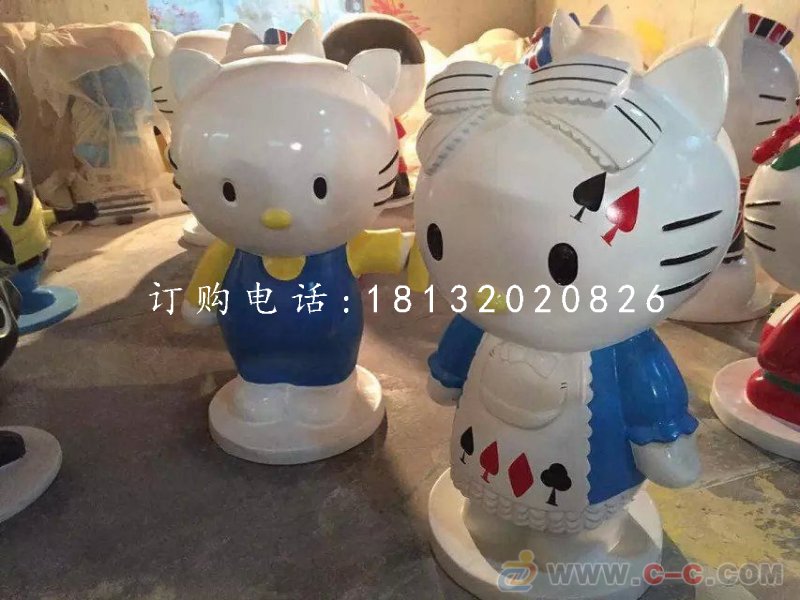 hellokitty雕塑 玻璃鋼卡通動物雕塑 (2).jpg